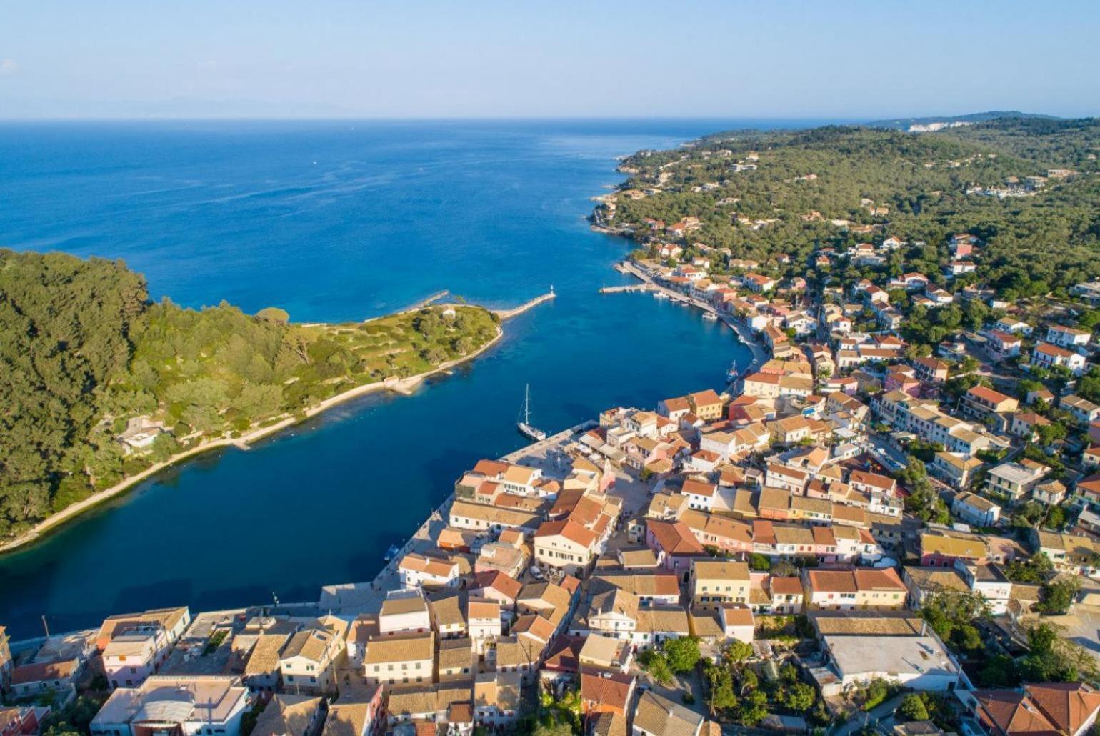 Spiros Jetty House Apartment Longos  Bagian luar foto
