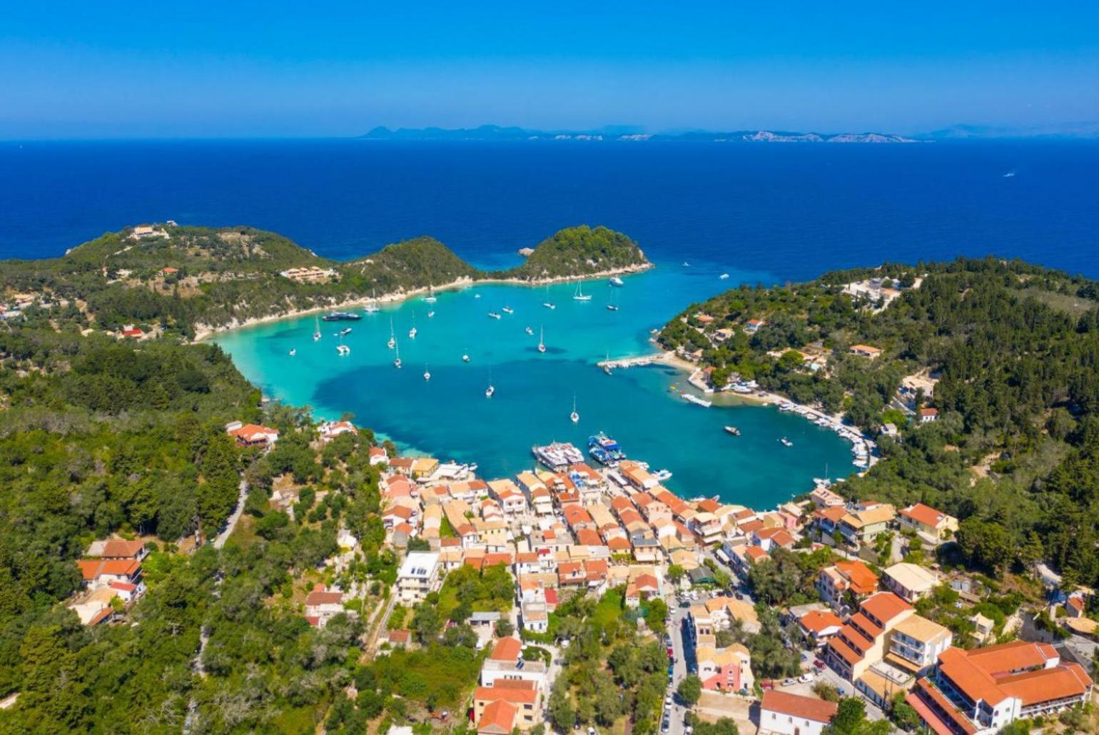 Spiros Jetty House Apartment Longos  Bagian luar foto