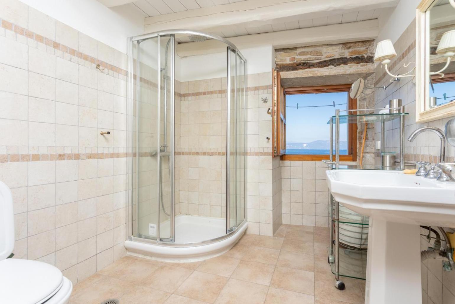 Spiros Jetty House Apartment Longos  Bagian luar foto