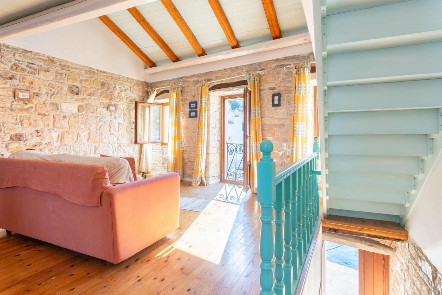 Spiros Jetty House Apartment Longos  Bagian luar foto
