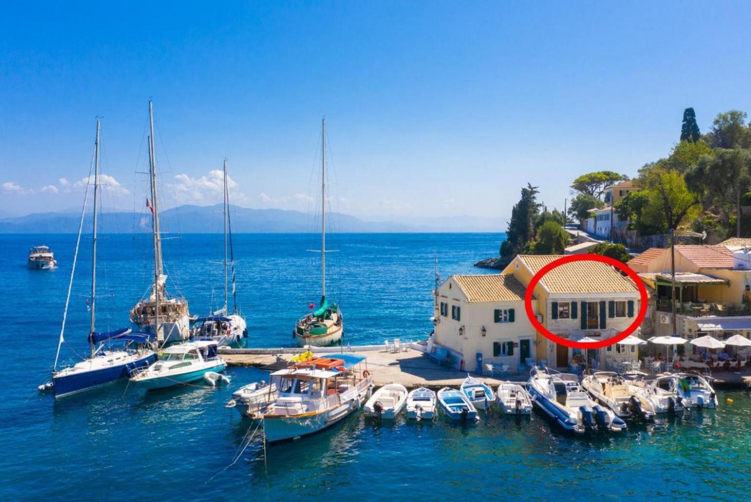 Spiros Jetty House Apartment Longos  Bagian luar foto